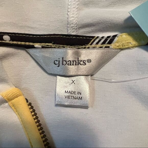 NWT! Cj banks vest - Picture 4 of 10